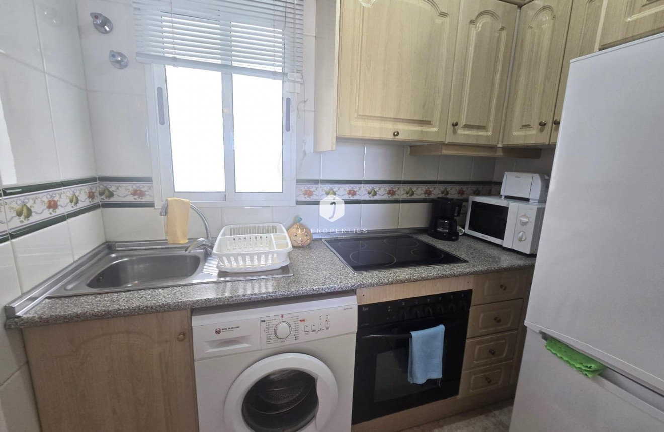 Resale - Apartment / flat -
Torrevieja - Parque las naciones