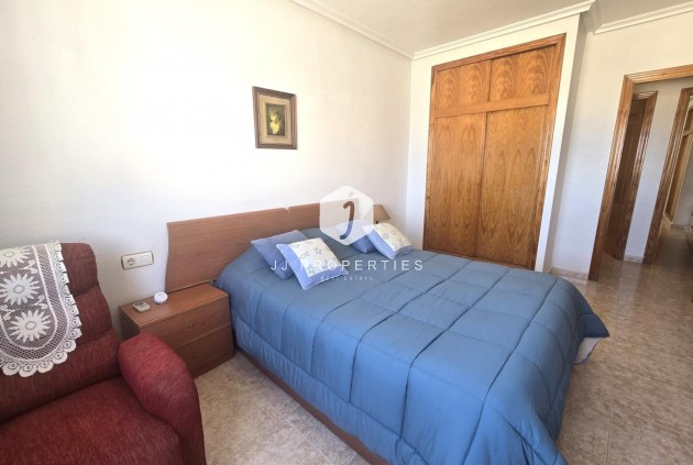 Resale - Apartment / flat -
Torrevieja - Parque las naciones