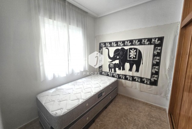 Resale - Apartment / flat -
Torrevieja - Parque las naciones