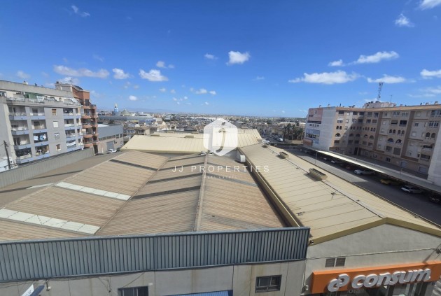 Resale - Apartment / flat -
Torrevieja - Parque las naciones