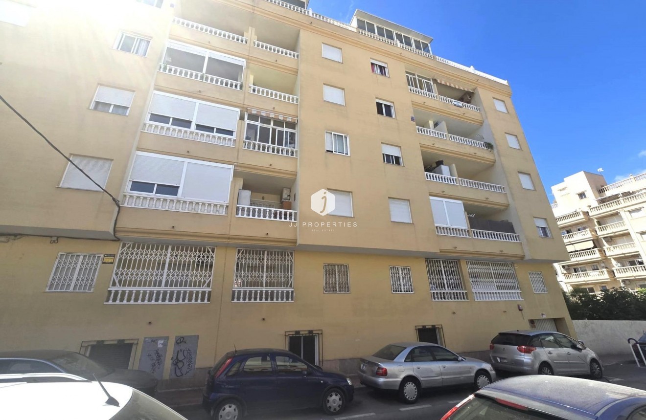 Resale - Apartment / flat -
Torrevieja - Parque las naciones