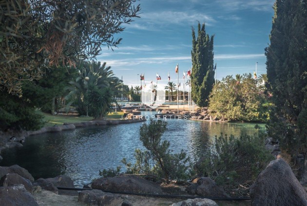 Resale - Apartment / flat -
Torrevieja - Parque las naciones
