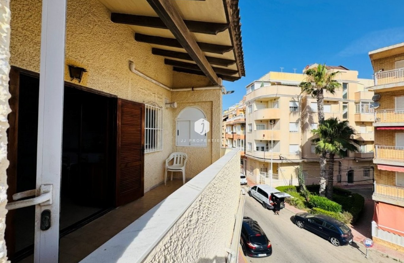 Segunda mano - Duplex -
La Mata - Costa Blanca