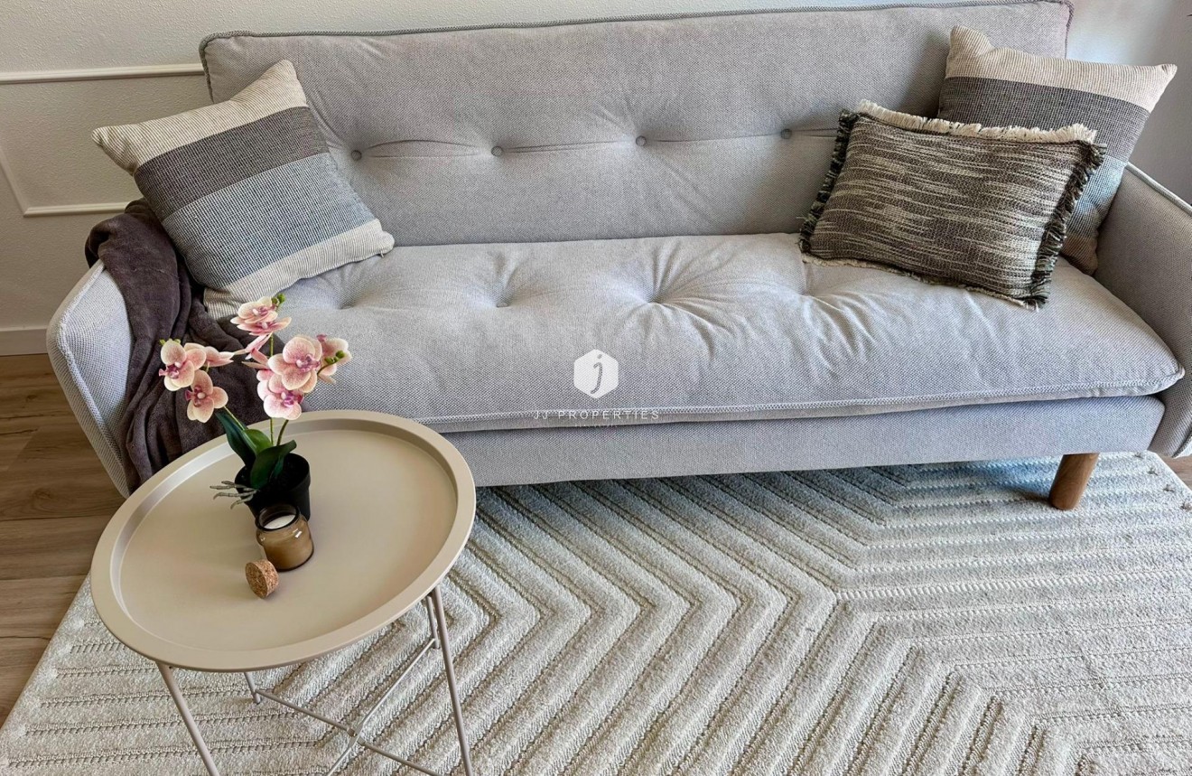 Resale - Apartment / flat -
Torrevieja - Habaneras