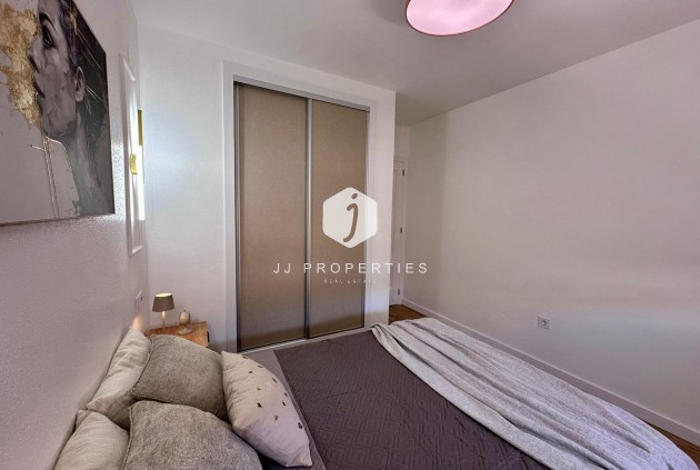 Resale - Apartment / flat -
Torrevieja - Habaneras