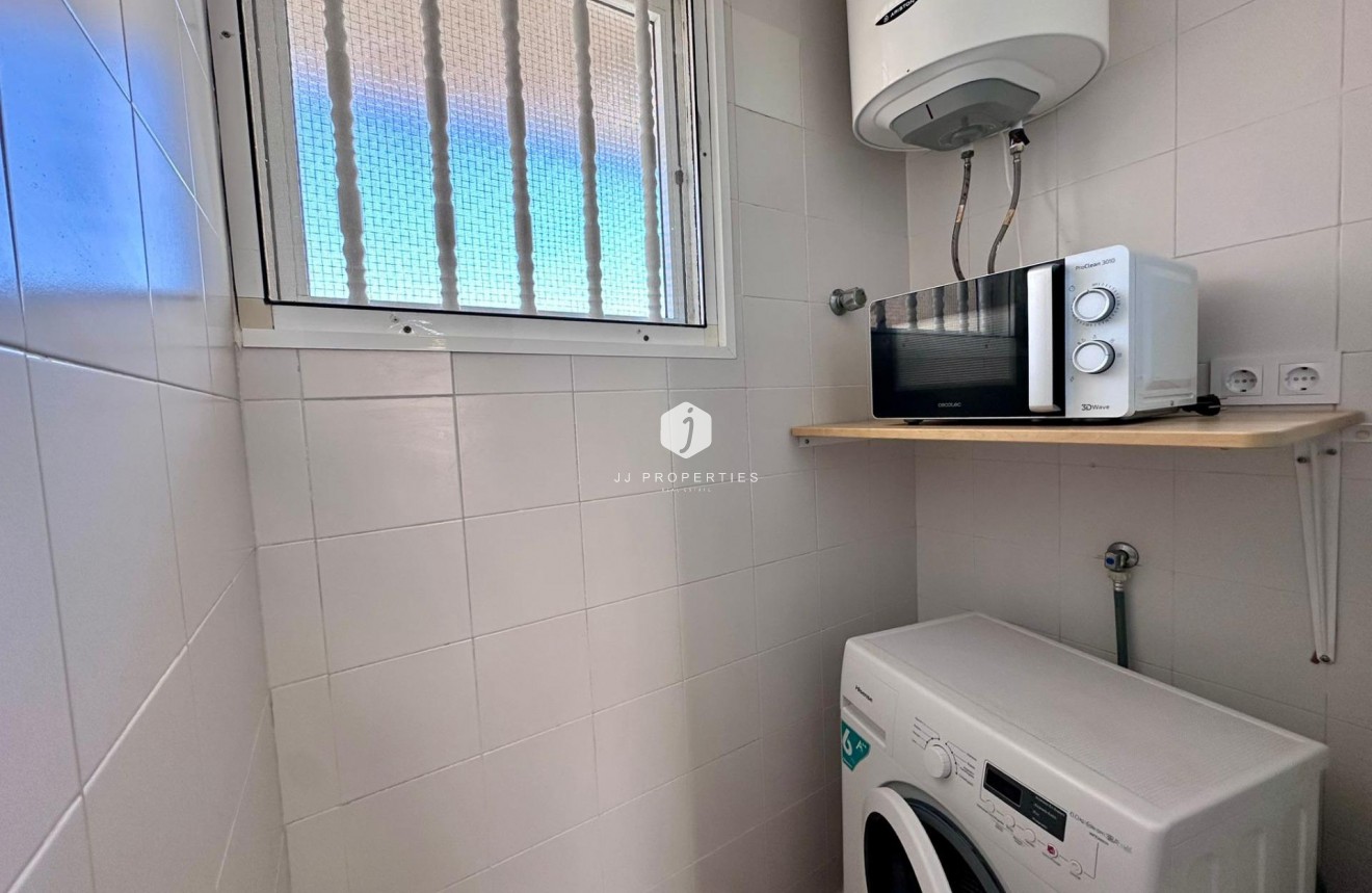 Resale - Apartment / flat -
Torrevieja - Habaneras