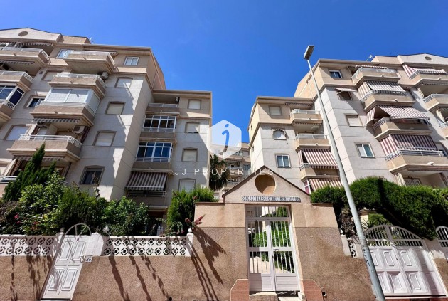 Resale - Apartment / flat -
Torrevieja - Habaneras