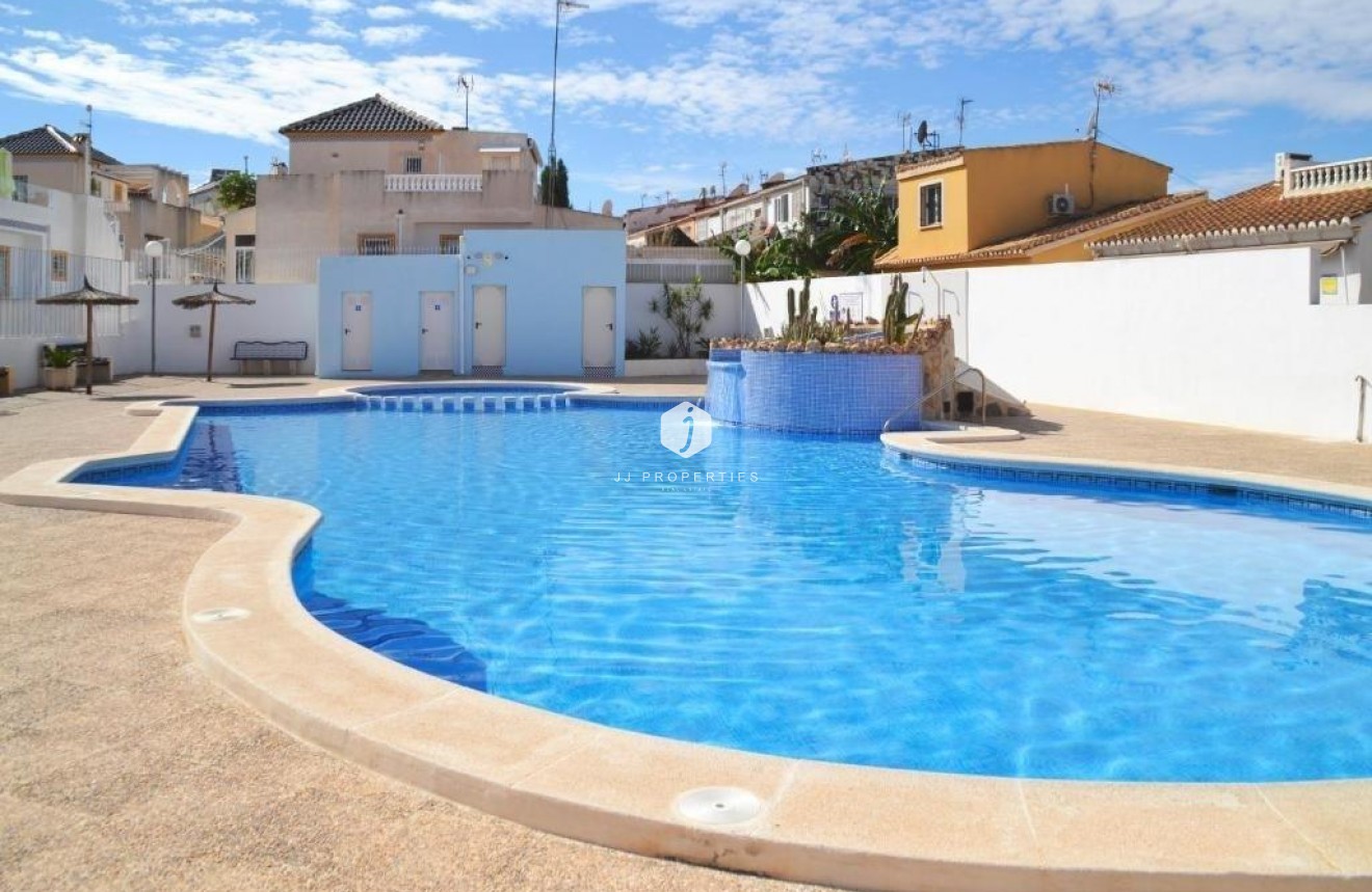 Aus zweiter Hand - Chalet -
Torrevieja - Costa Blanca