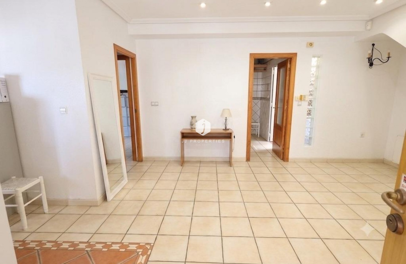 Aus zweiter Hand - Chalet -
Torrevieja - Costa Blanca