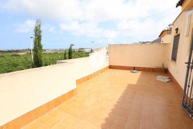 Aus zweiter Hand - Chalet -
Torrevieja - Costa Blanca