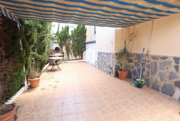 Aus zweiter Hand - Chalet -
Torrevieja - Costa Blanca