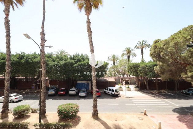 Segunda mano - Apartamento / piso -
Torrevieja - Costa Blanca