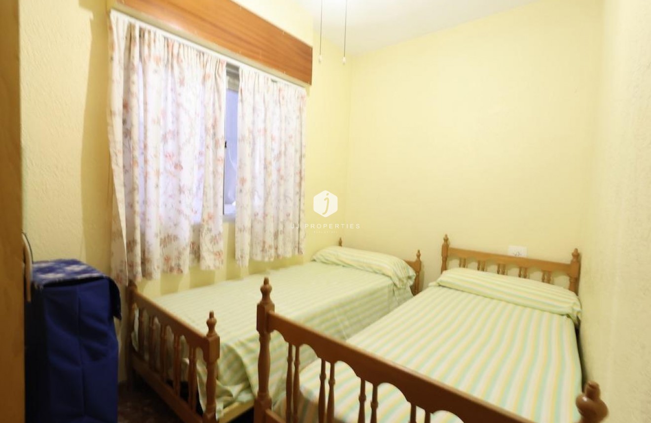 Resale - Apartment / flat -
Torrevieja - Costa Blanca