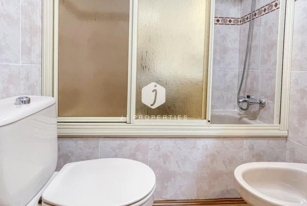 Resale - Apartment / flat -
Torrevieja - Costa Blanca