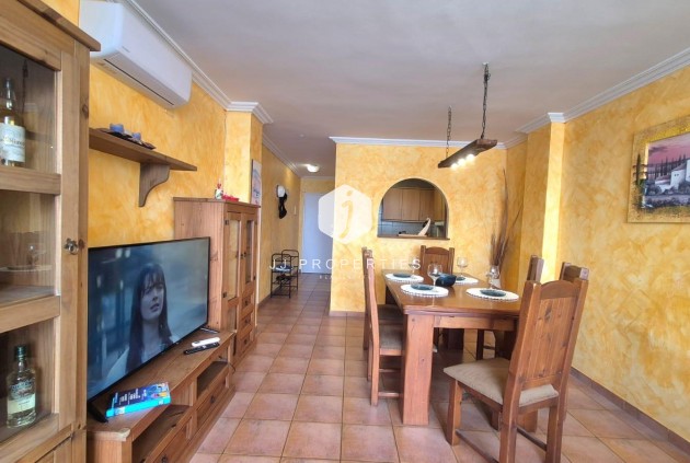 Z drugiej ręki - Mieszkanie w bloku -
Torrevieja - Acequion