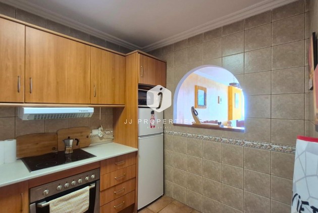 Z drugiej ręki - Mieszkanie w bloku -
Torrevieja - Acequion