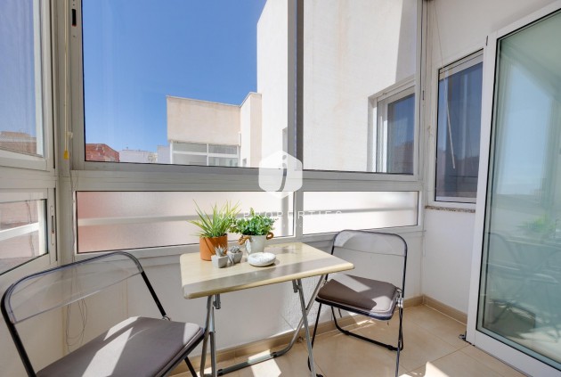 Z drugiej ręki - Daszek -
Torrevieja - Centro