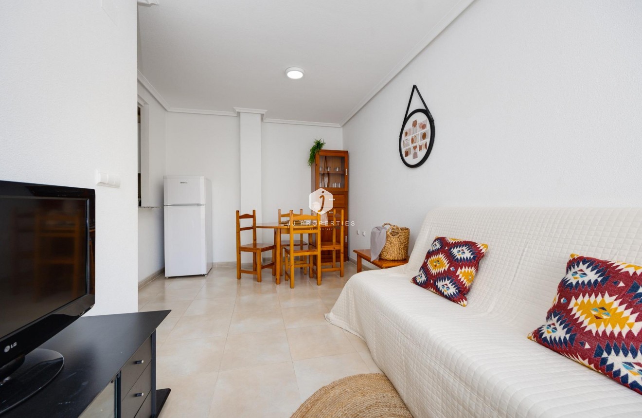 Z drugiej ręki - Daszek -
Torrevieja - Centro