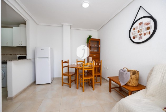 Z drugiej ręki - Daszek -
Torrevieja - Centro