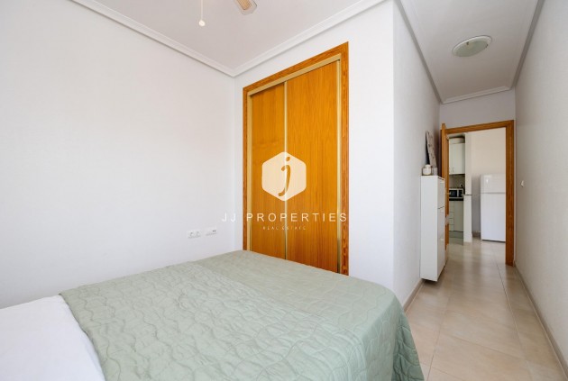 Z drugiej ręki - Daszek -
Torrevieja - Centro