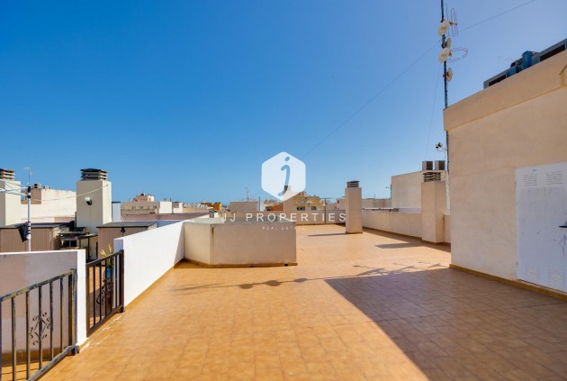 Z drugiej ręki - Daszek -
Torrevieja - Centro