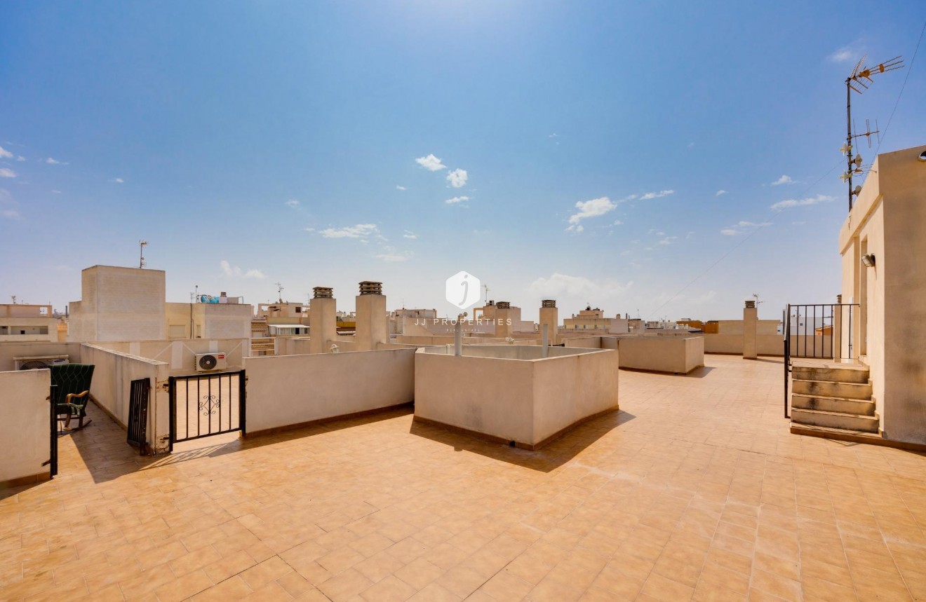 Z drugiej ręki - Daszek -
Torrevieja - Centro