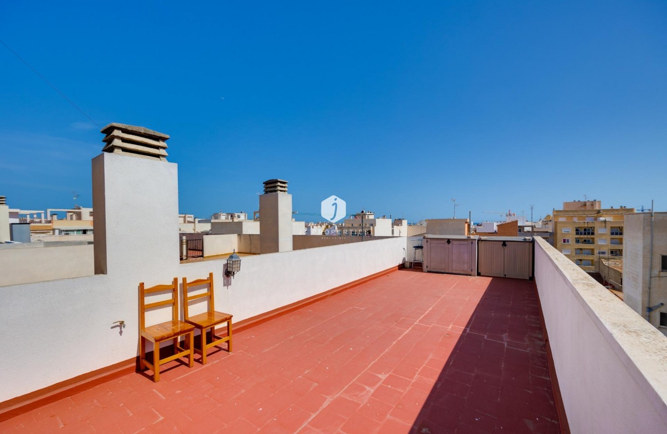 Z drugiej ręki - Daszek -
Torrevieja - Centro
