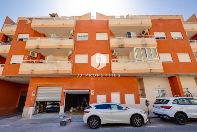 Z drugiej ręki - Daszek -
Torrevieja - Centro