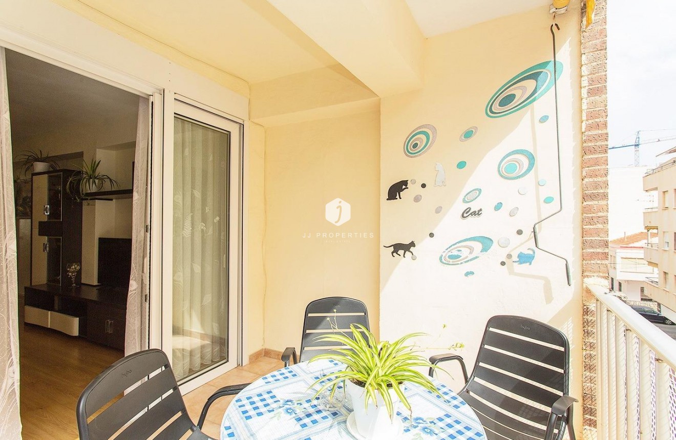 Resale - Apartment / flat -
Torrevieja - Playa del Cura