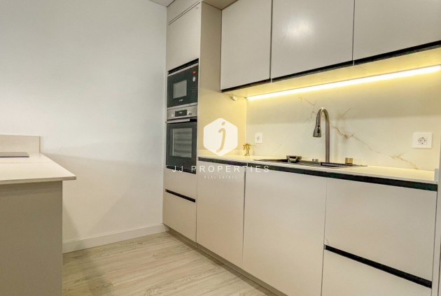 Resale - Apartment / flat -
Torrevieja - Costa Blanca