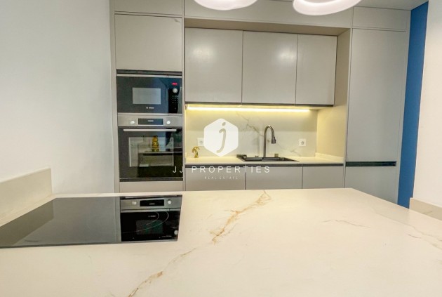 Resale - Apartment / flat -
Torrevieja - Costa Blanca