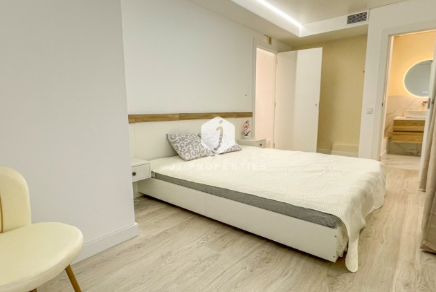 Resale - Apartment / flat -
Torrevieja - Costa Blanca
