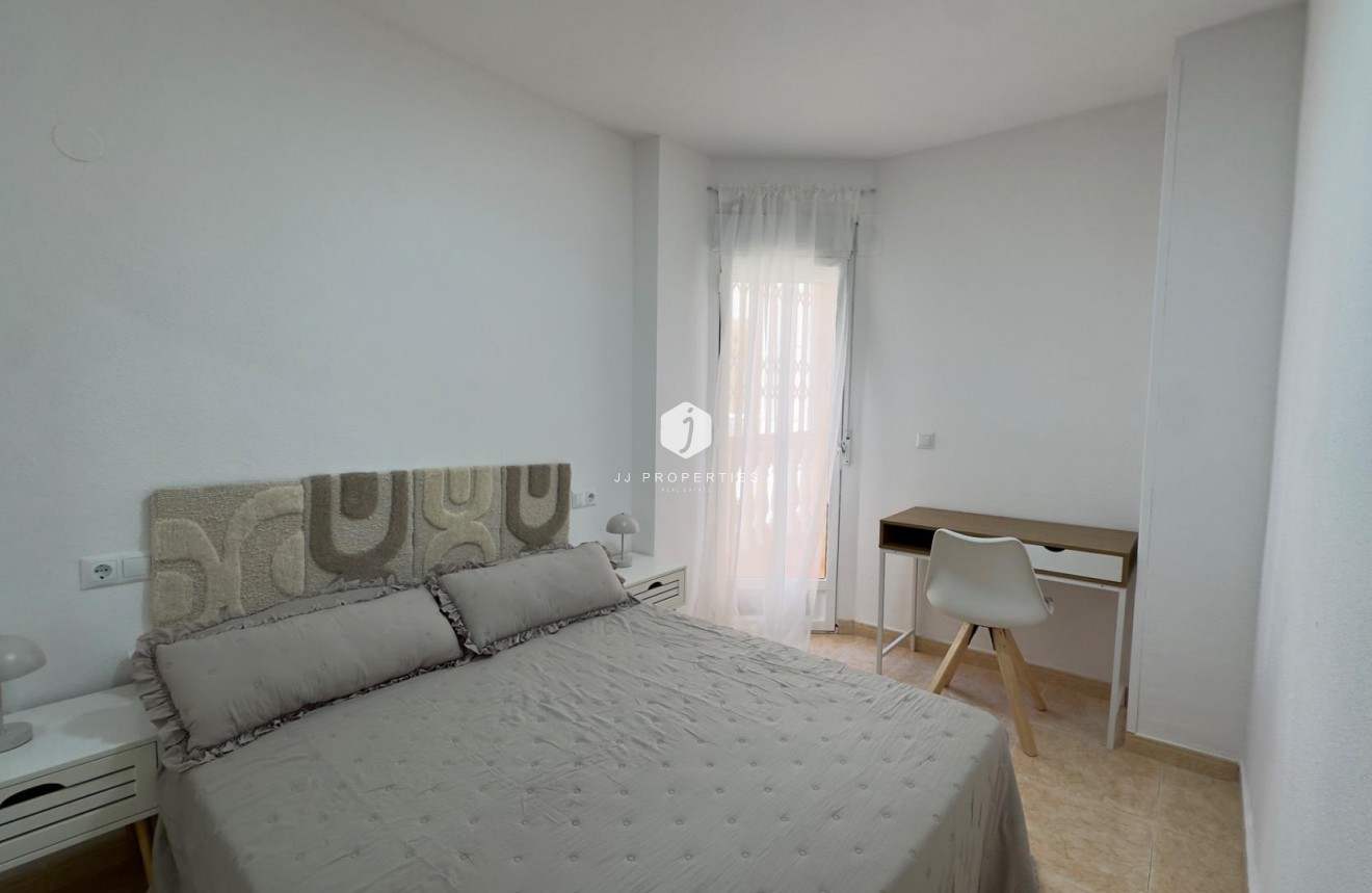 Tweedehands - Appartement / flat -
Torrevieja - Centro