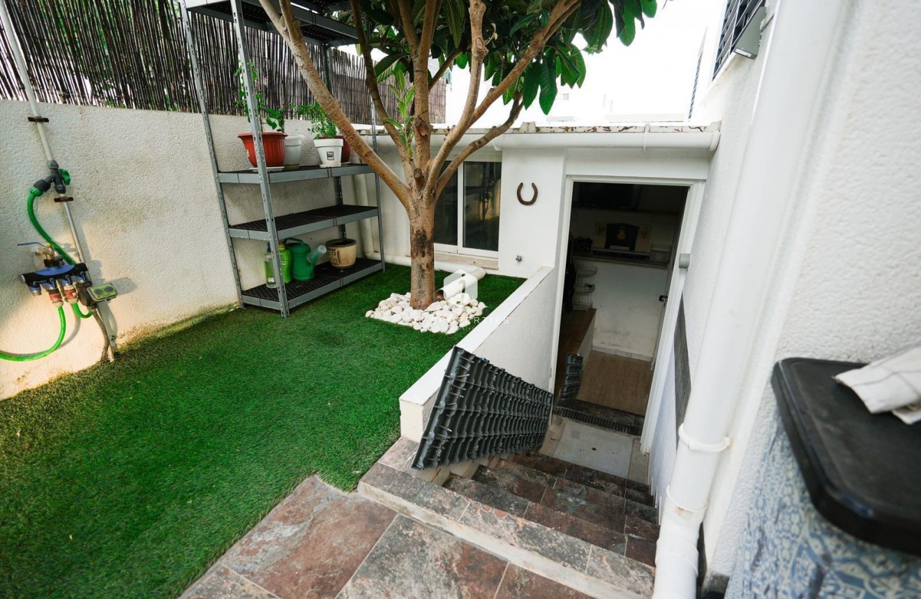 D'occasion - Chalet -
Torrevieja - aguas nuevas