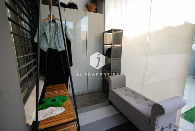 D'occasion - Chalet -
Torrevieja - aguas nuevas