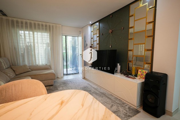 D'occasion - Chalet -
Torrevieja - aguas nuevas