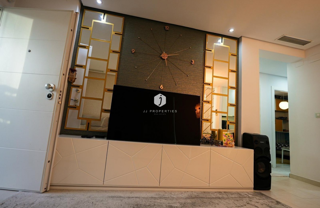 D'occasion - Chalet -
Torrevieja - aguas nuevas
