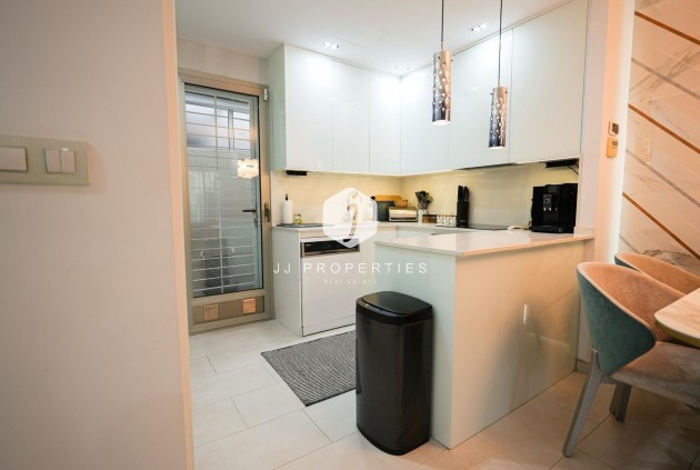 D'occasion - Chalet -
Torrevieja - aguas nuevas
