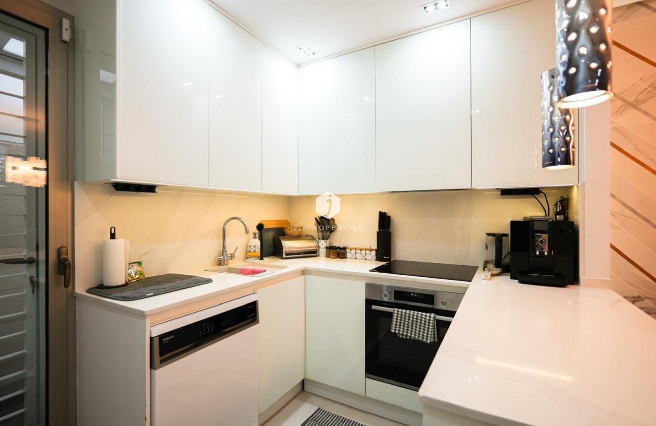 D'occasion - Chalet -
Torrevieja - aguas nuevas