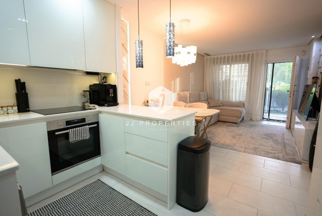 D'occasion - Chalet -
Torrevieja - aguas nuevas