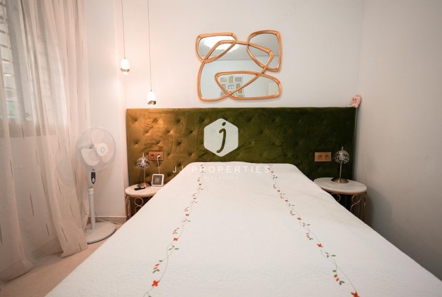 D'occasion - Chalet -
Torrevieja - aguas nuevas