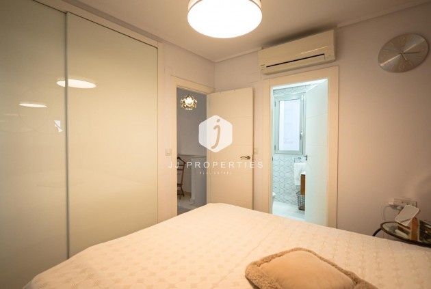 D'occasion - Chalet -
Torrevieja - aguas nuevas