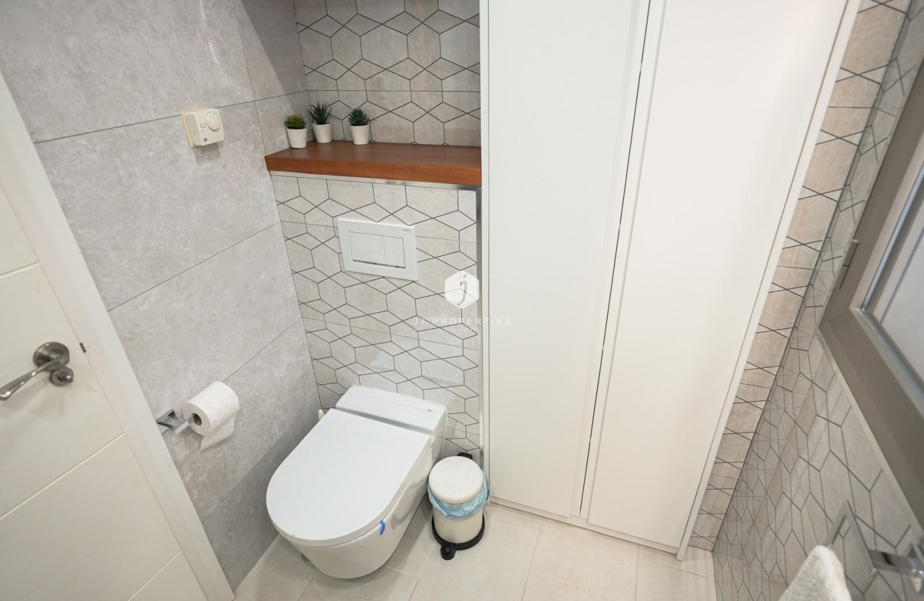 D'occasion - Chalet -
Torrevieja - aguas nuevas