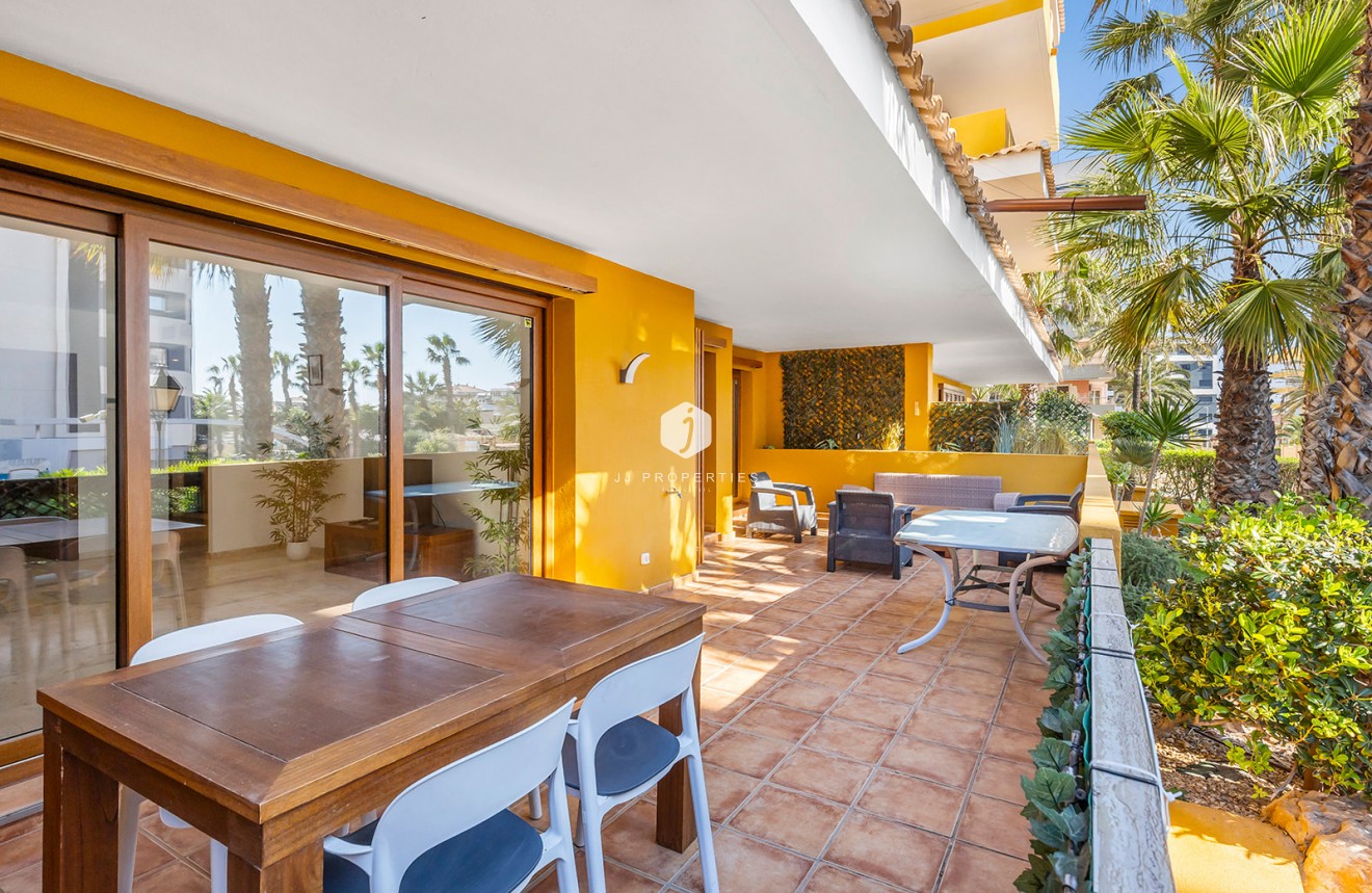 Resale - Apartment / flat -
Torrevieja - Costa Blanca