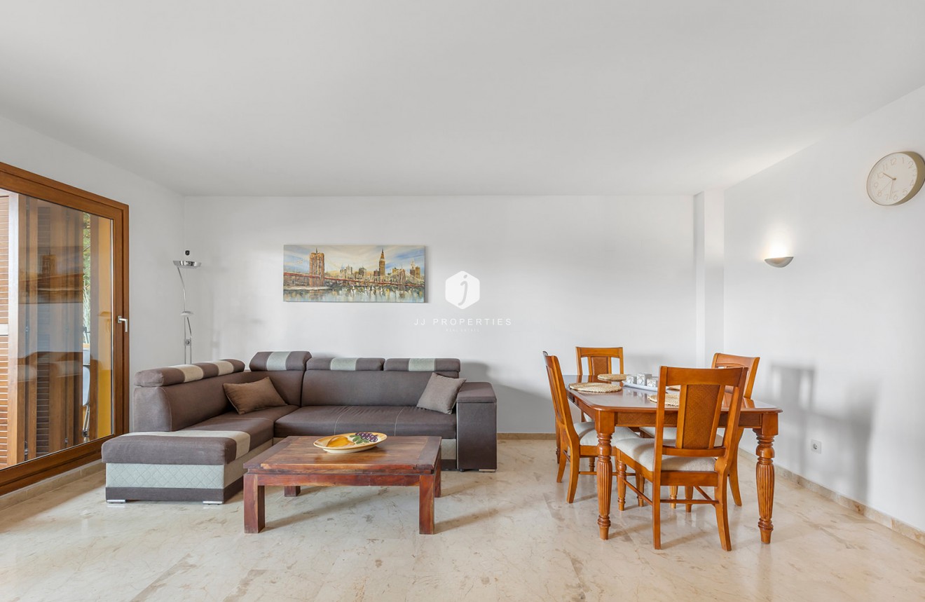 Resale - Apartment / flat -
Torrevieja - Costa Blanca