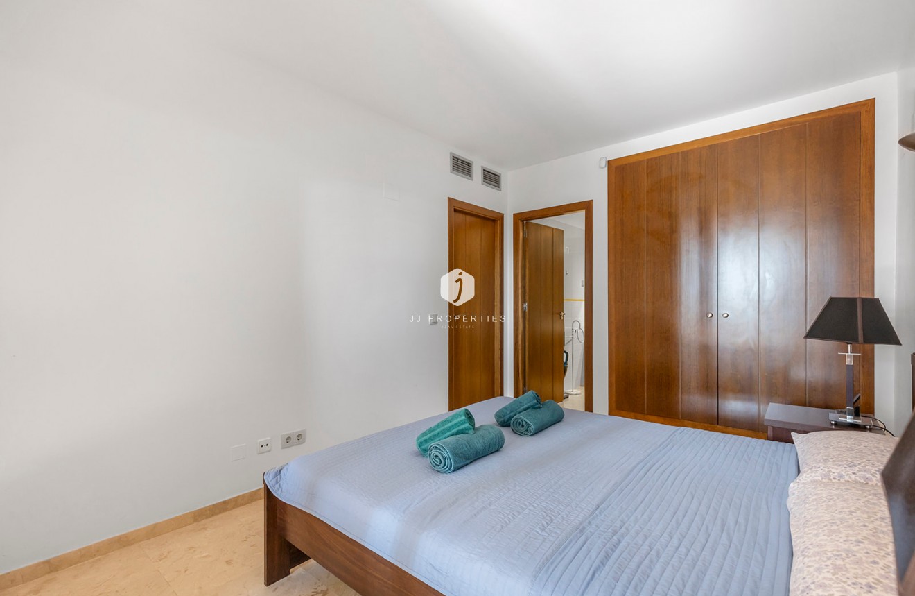 Resale - Apartment / flat -
Torrevieja - Costa Blanca