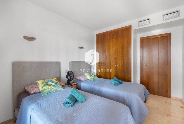 Resale - Apartment / flat -
Torrevieja - Costa Blanca