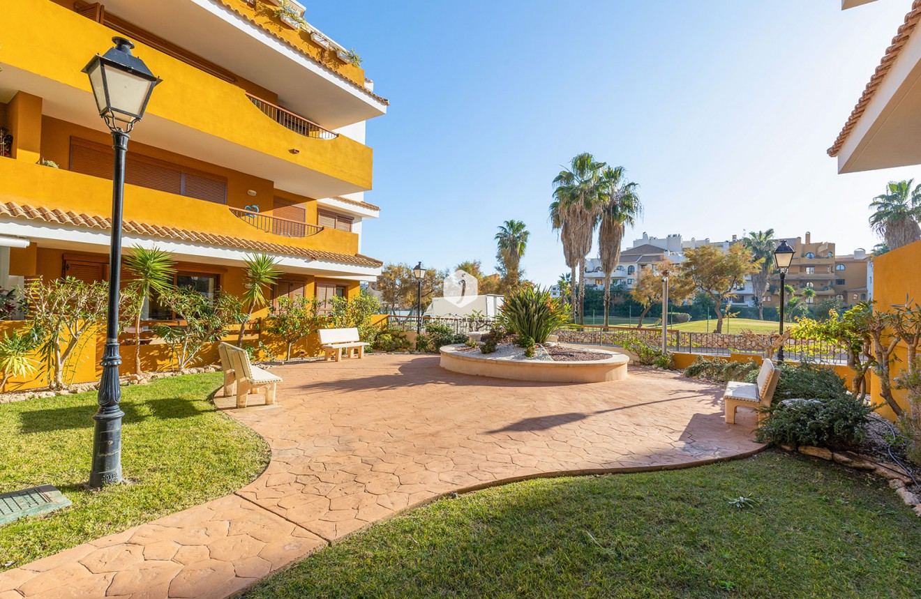 Resale - Apartment / flat -
Torrevieja - Costa Blanca