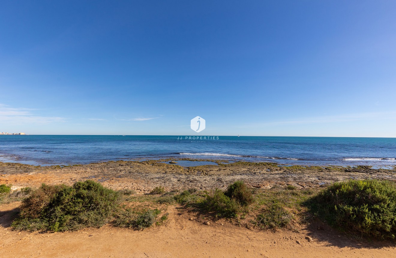 Resale - Apartment / flat -
Torrevieja - Costa Blanca