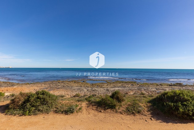 Resale - Apartment / flat -
Torrevieja - Costa Blanca
